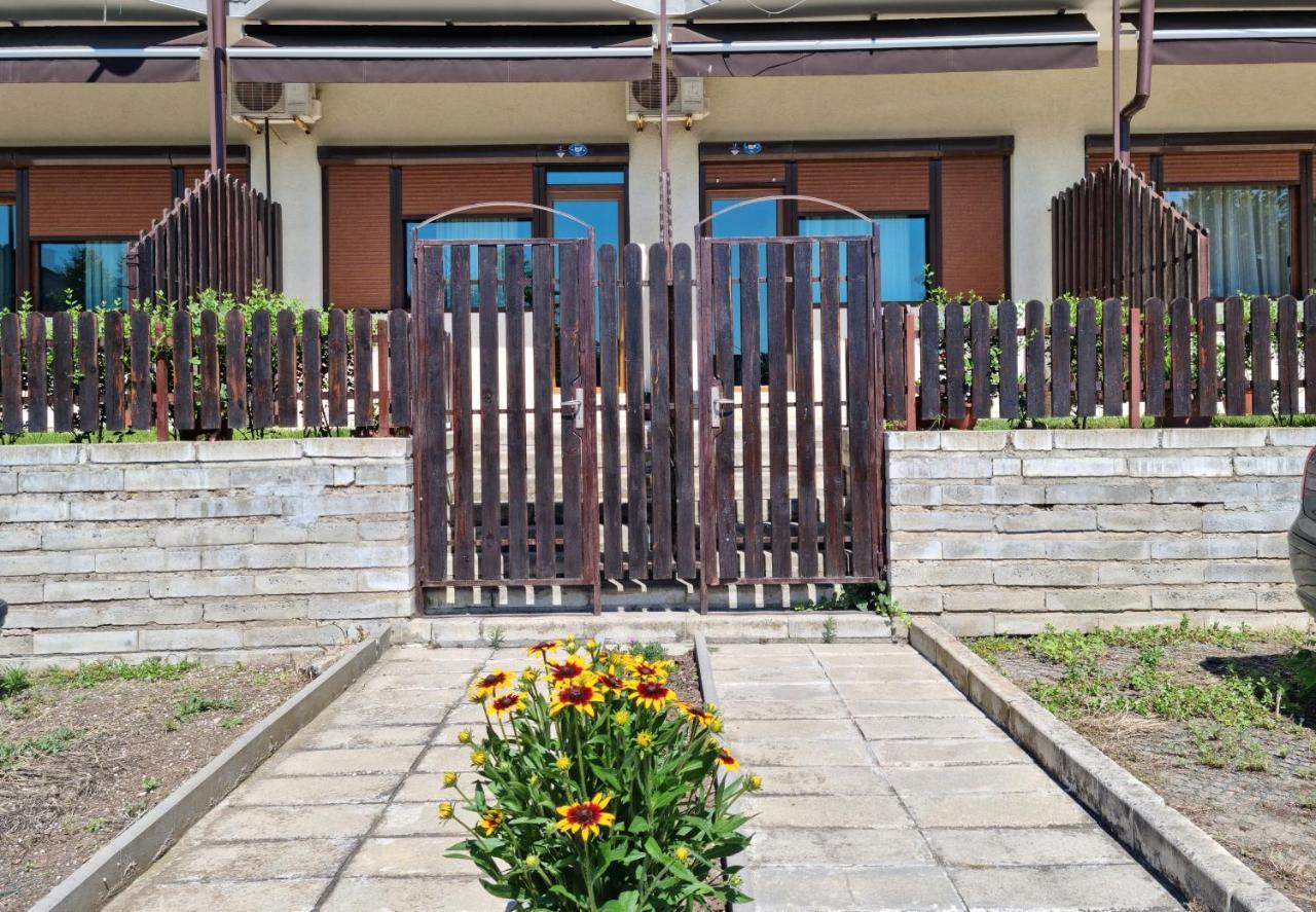 Trs Apartments โซโซโปล ภายนอก รูปภาพ